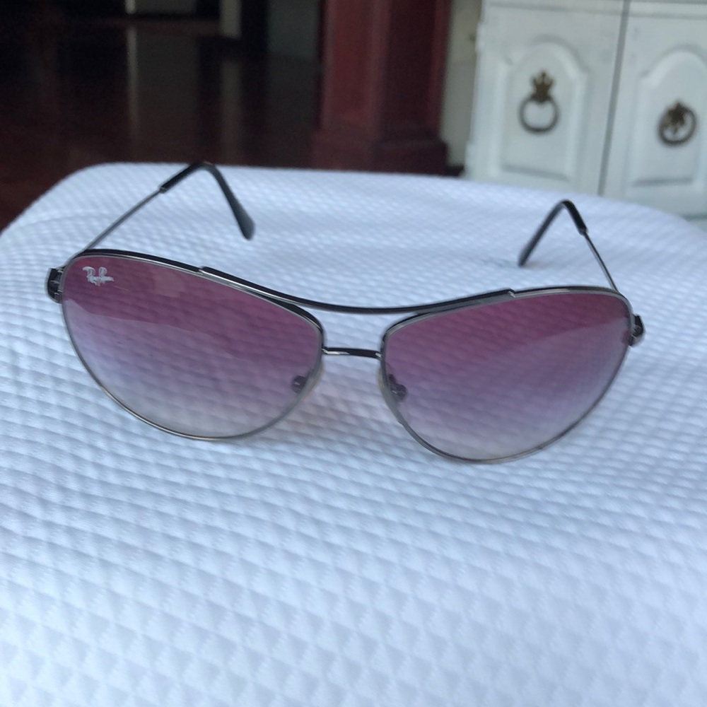Authentic Ray-Ban sunglasses - Picture 2 of 6